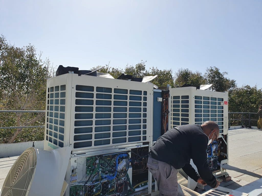 איך לבחור טכנאי