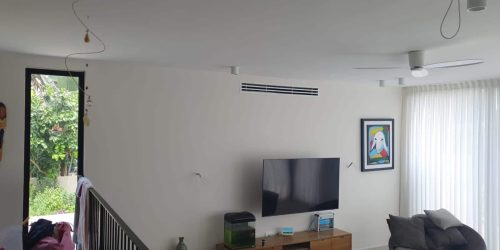 בית זילבר יבנה מזגן נסתר
